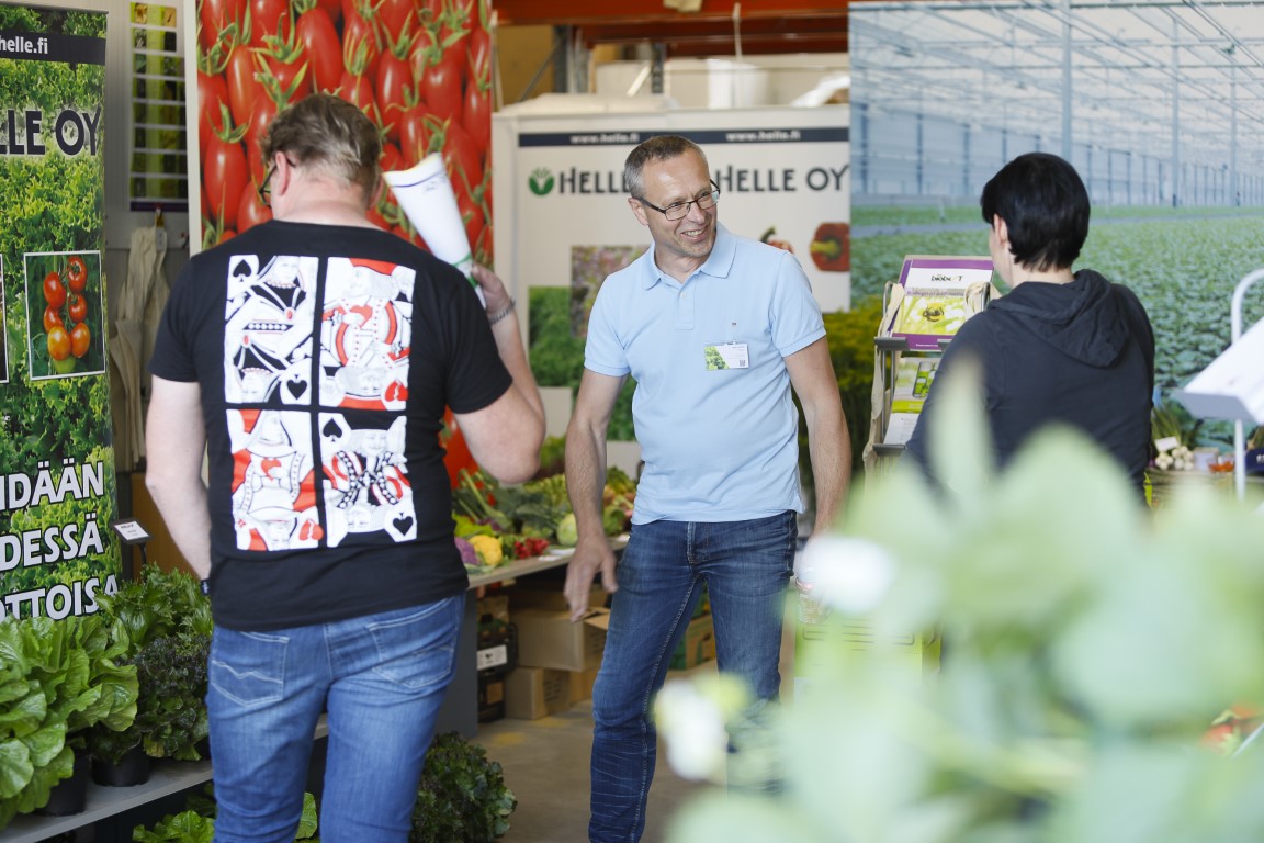 Read more about the article Myyjäksi meille? Haku avoinna Lietoon ja Närpiöön!